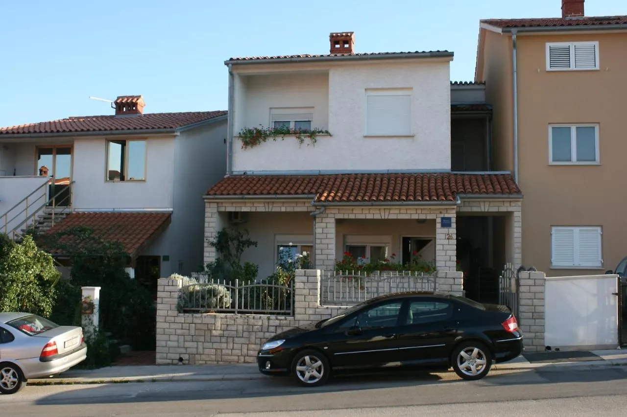 Apartments With Wifi Pula - 6987